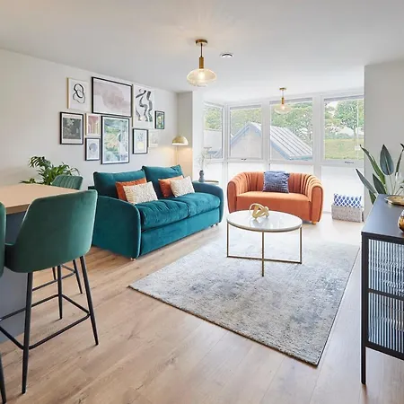 Apartment Host & - View Luxury Scarborough