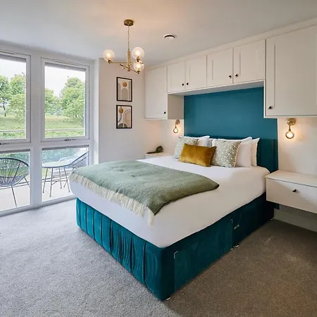 شقة Host & - View Luxury سكرابورو