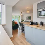 Host & - View Luxury Apartman